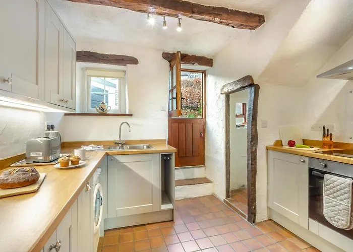 2 Bed In Oc-c34128 Holiday home Lindale