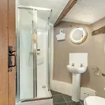 2 Bed In Oc-c34128 Vakantiehuis *